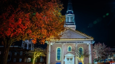 Commercial Holiday Decor Photo